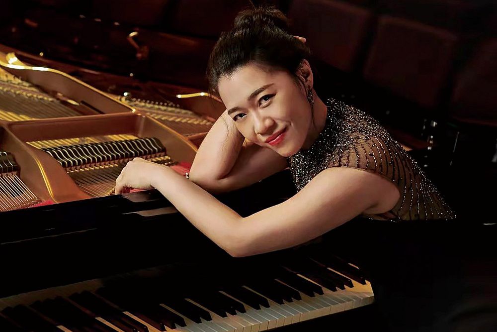 世界級鋼琴家胡瀞云